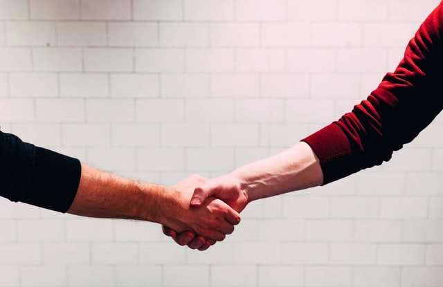 Project management: doing things right or doing the right things?